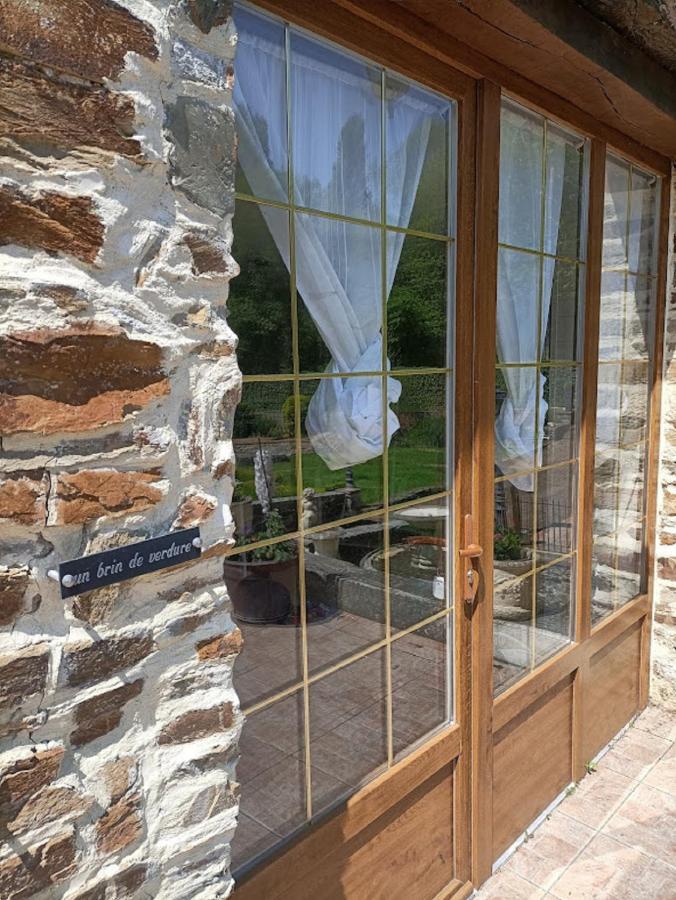Le Moulin De Benneville Chambres D'Hotes, Petit Dejeuner Compris Cahagnes Dış mekan fotoğraf